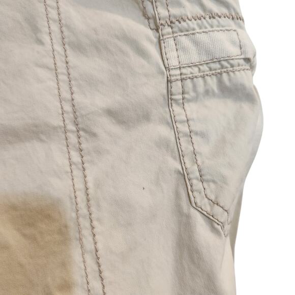 American Eagle Twee Beige Classic Vintage Cargo Short Y2K Outdoors Size 8 - Picture 5 of 11